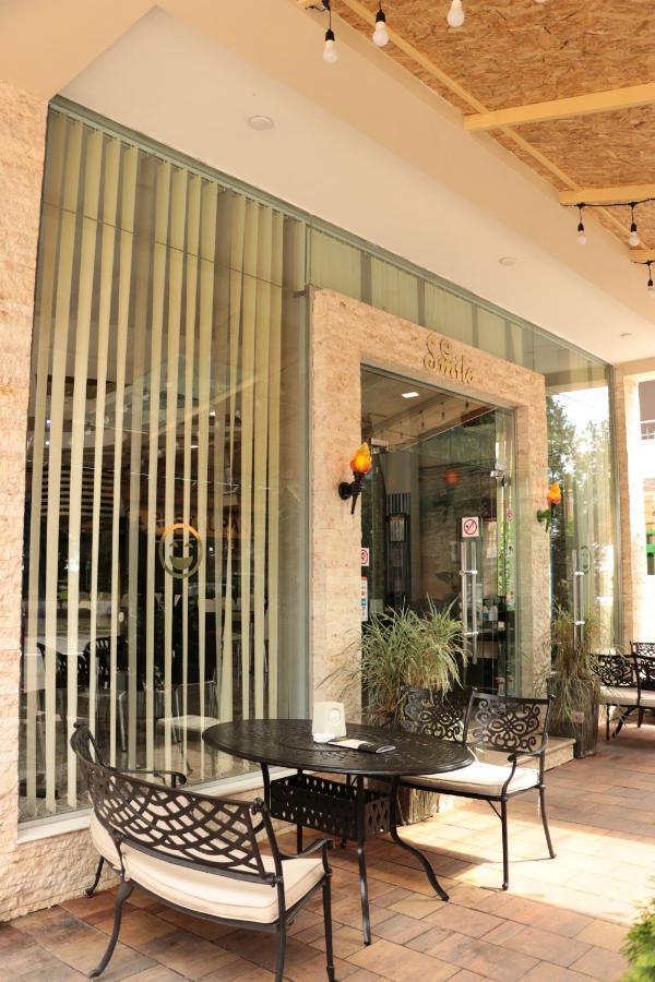 Hotel Smile Kobuleti Exterior foto