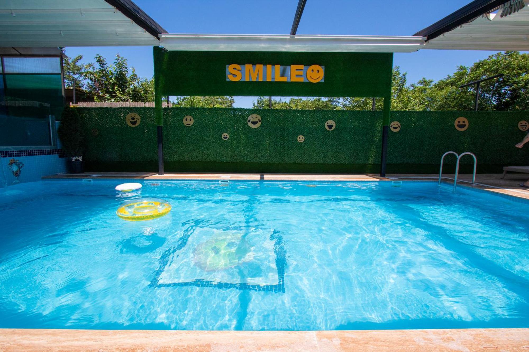 Hotel Smile Kobuleti Exterior foto